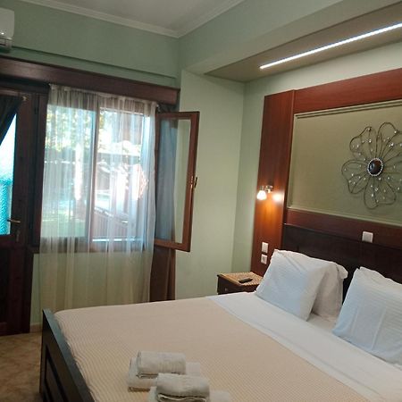 Appartement Xenonas Arxontiko à Káto Loutrákion Extérieur photo
