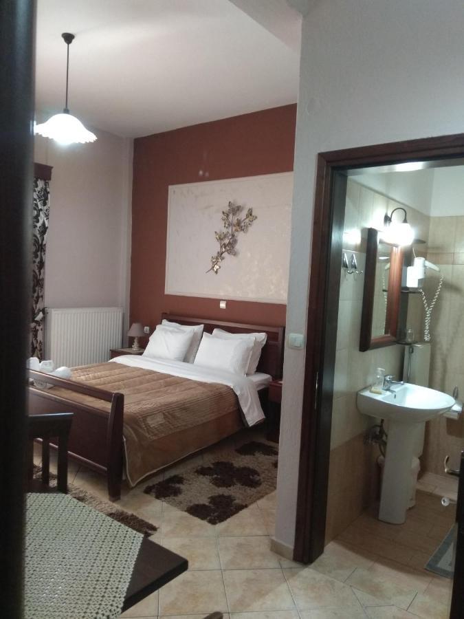 Appartement Xenonas Arxontiko à Káto Loutrákion Extérieur photo